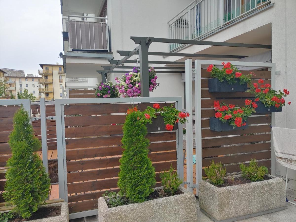 Swinoujscie Platan Patio 6 - Berry Apartments Eksteriør bilde