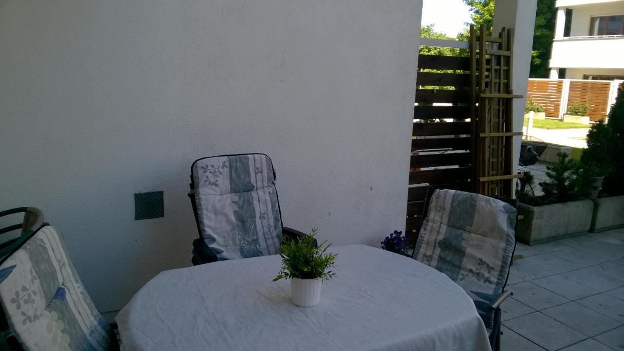 Swinoujscie Platan Patio 6 - Berry Apartments Eksteriør bilde